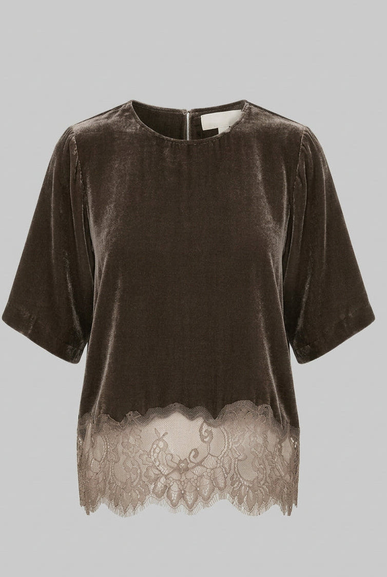 Vehazel Boatneck Velvet Top