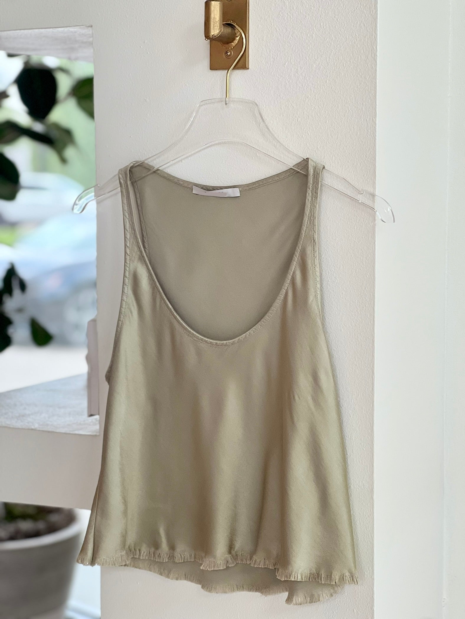 Ph1375 Celadon Satin Tank