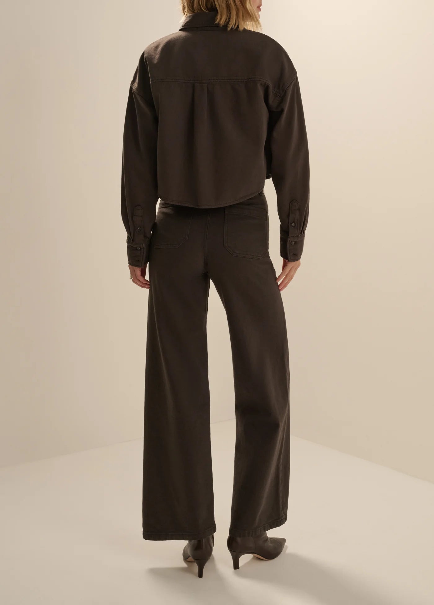 Fa1061 Espresso Crop Boyfriend Shirt