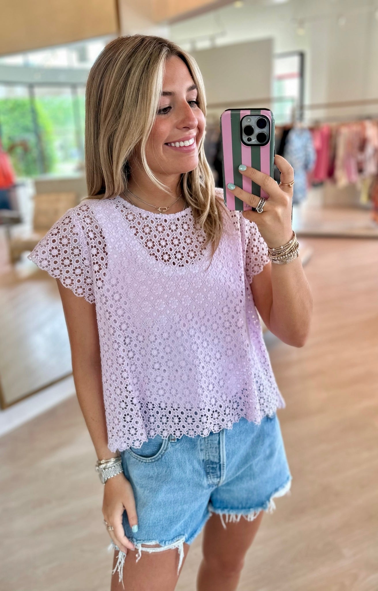 Su209 Lavender Eyelet Top