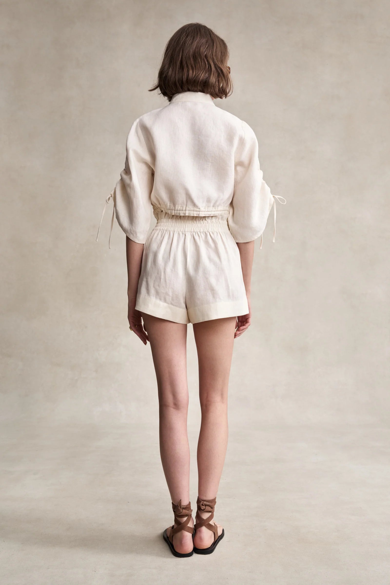 He082 Linen  Top - Ivory