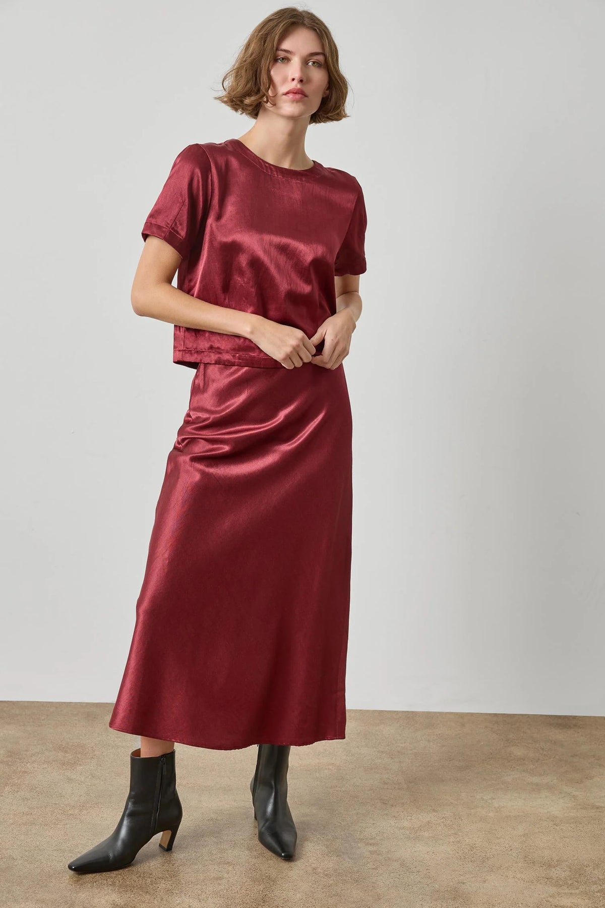 Lipa3572 Satin Bias Skirt - Cabernet