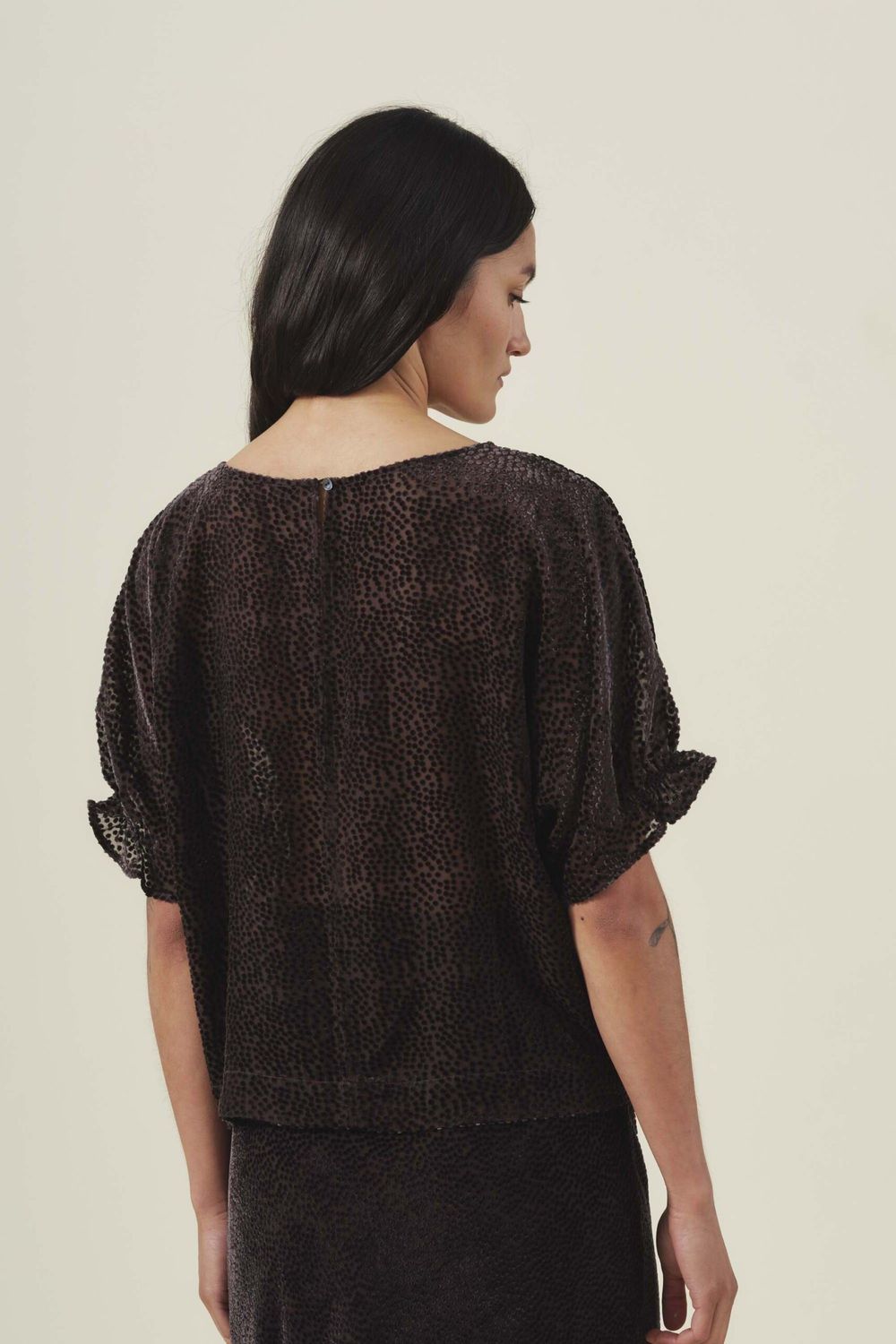 Veaddie Chocolate Dot Blouse