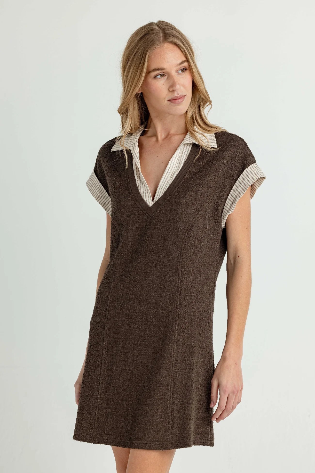 Su089 Midnight Espresso Layered Shift Dress