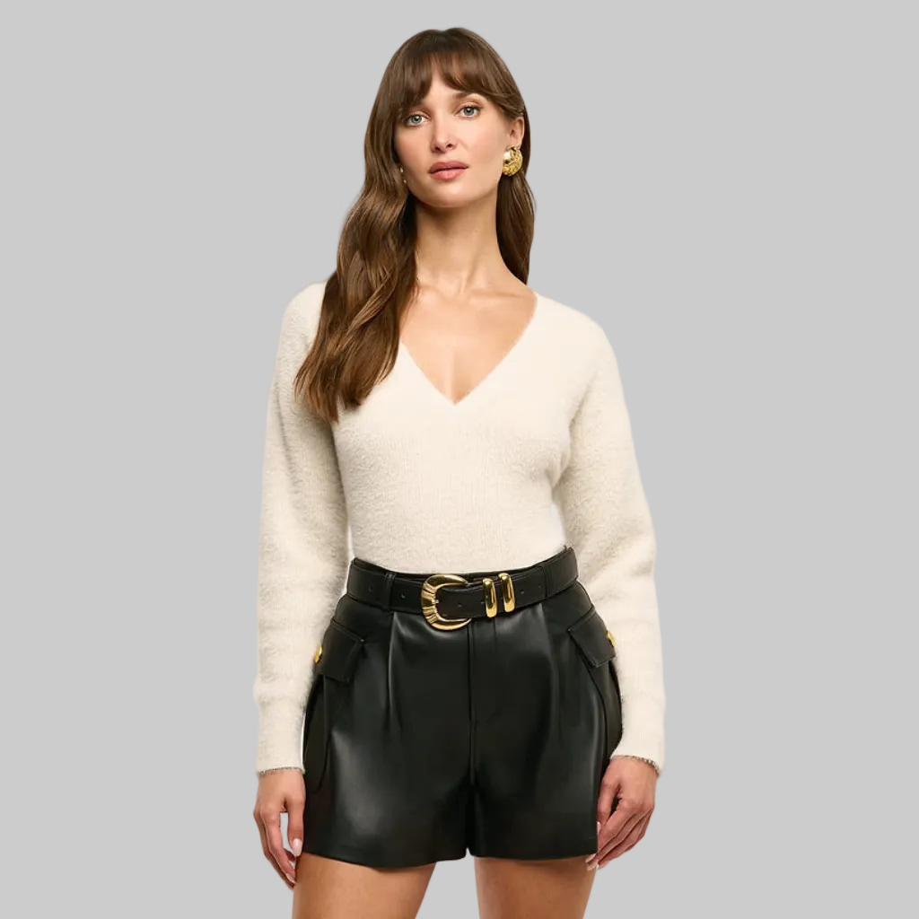 La8033 White Fuzzy Sweater