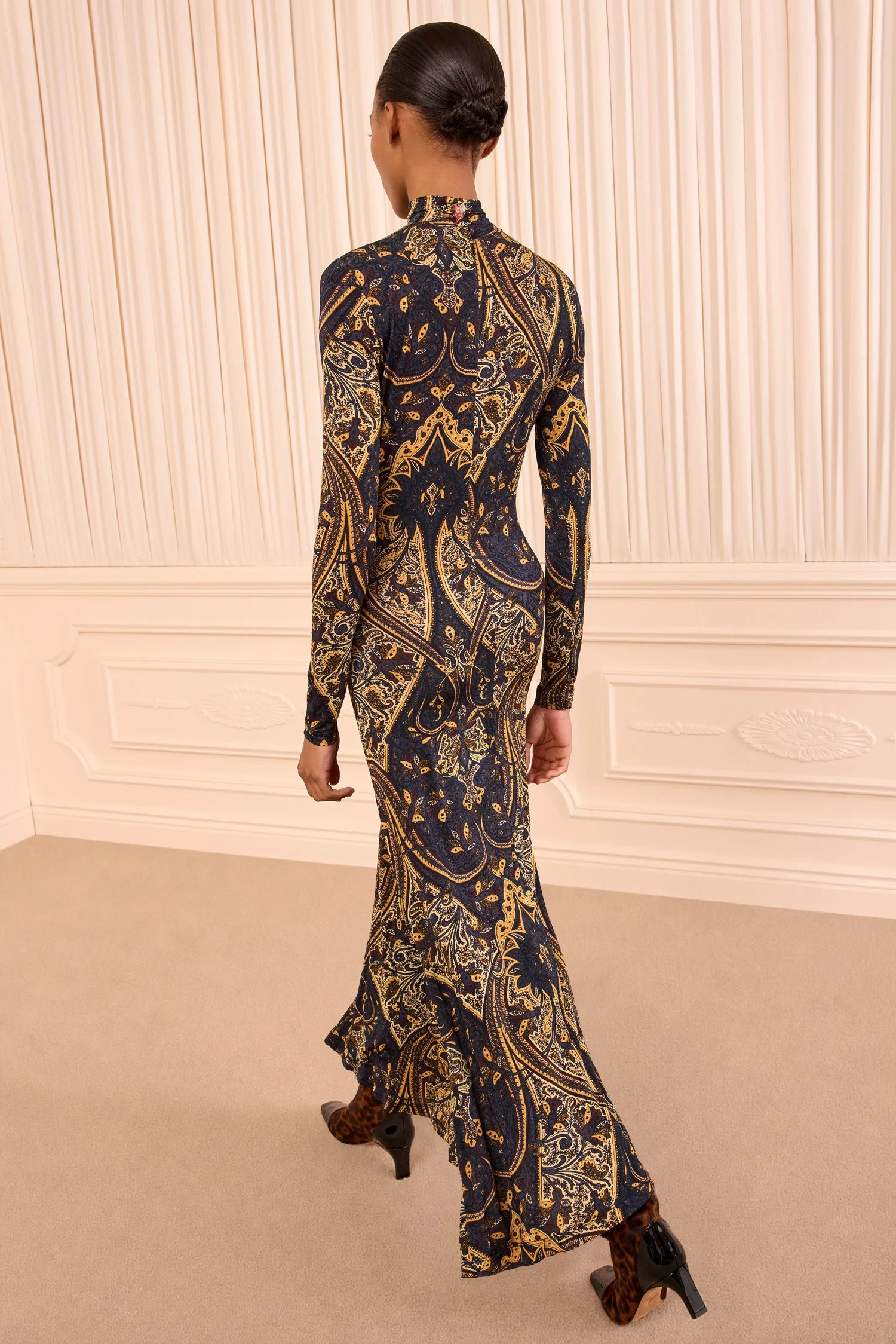Ul0811 Paisley Turtleneck Dress