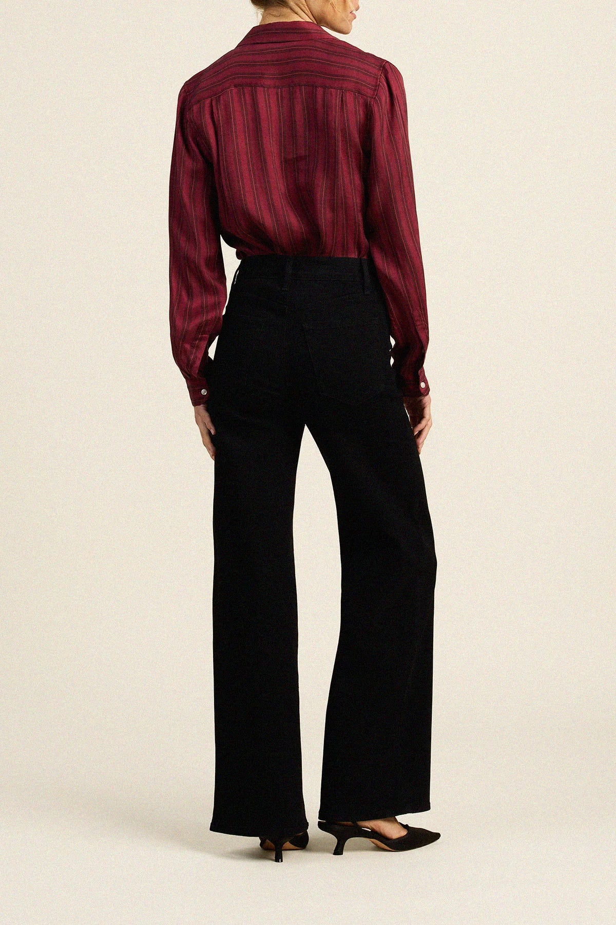 Trw1591 Garnet Striped Button Down