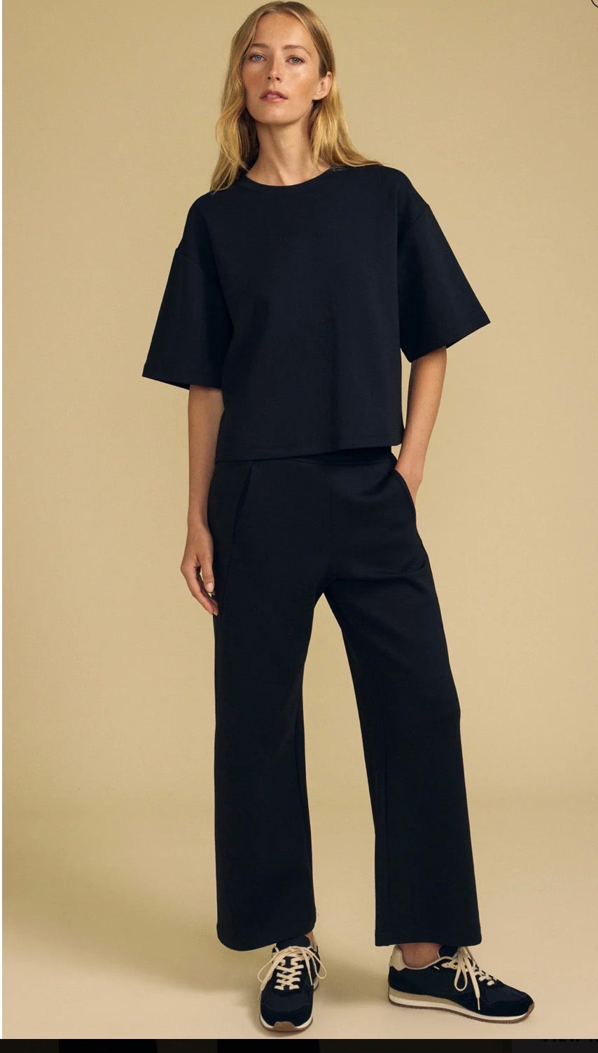 Veara Black Pull On Sweatpants