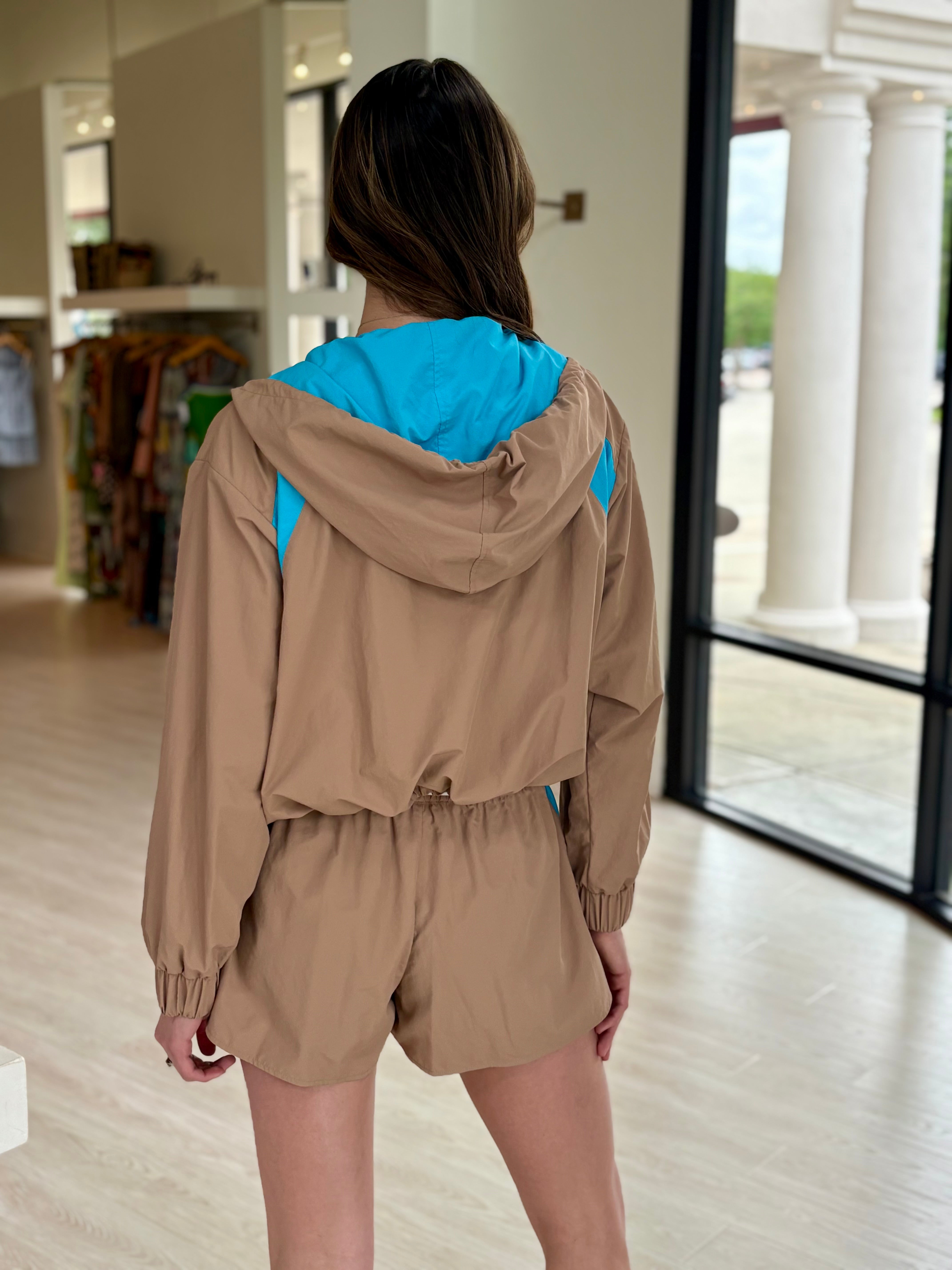 La10085 Color Block Windbreaker