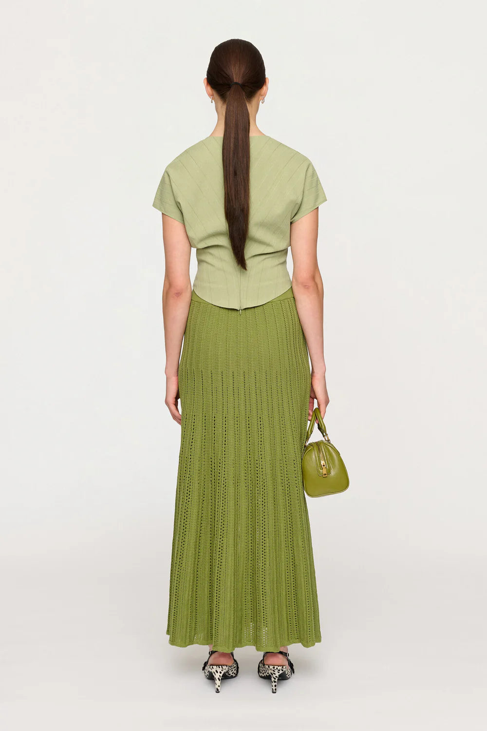 Cl1707 Celadon Sculptural Top