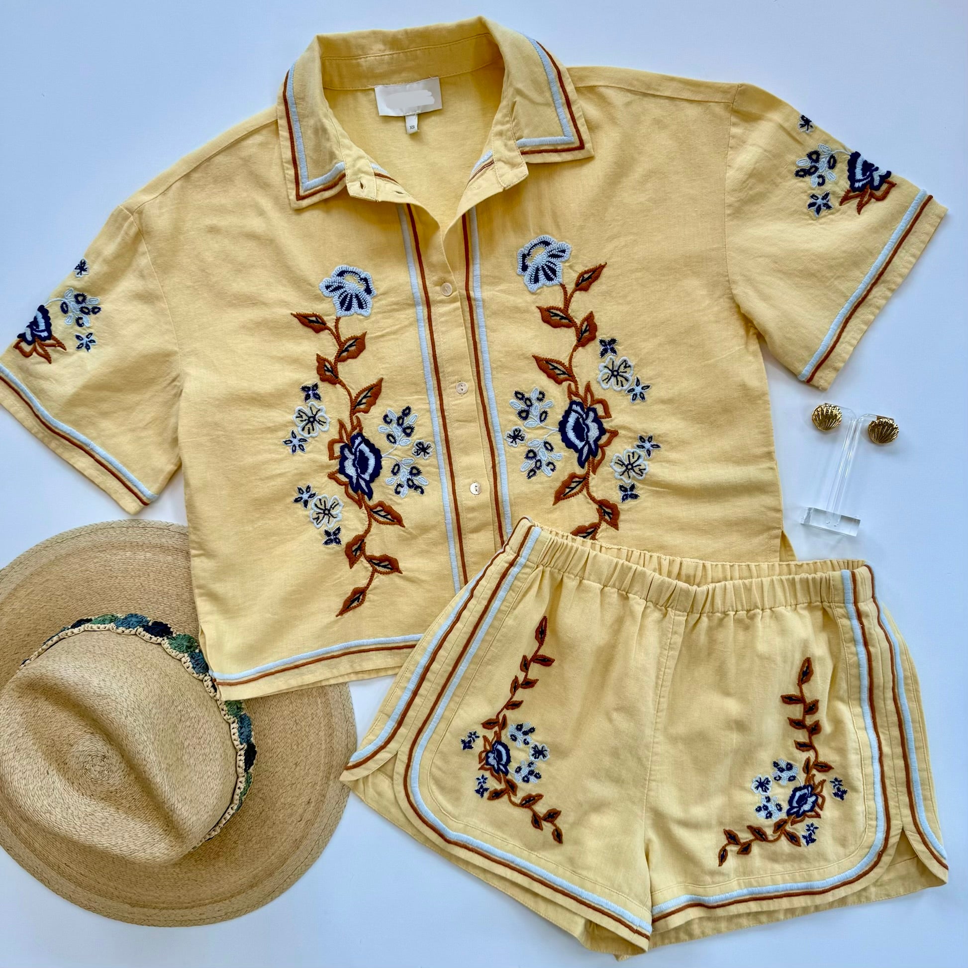 Cl10448 Yellow Embroidered Short