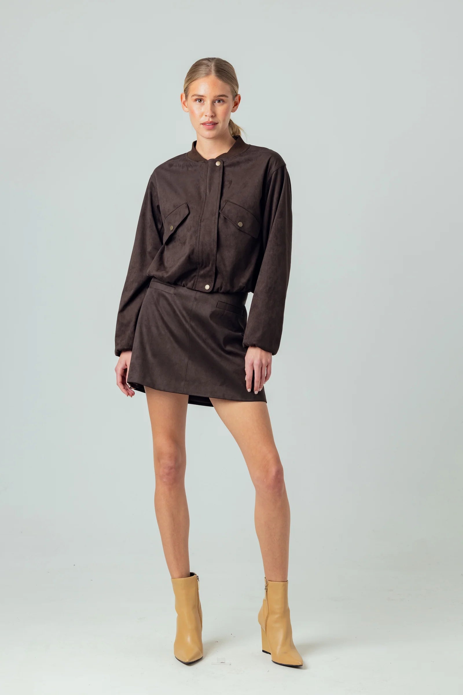 Su092 Brown Suede Mini Skirt