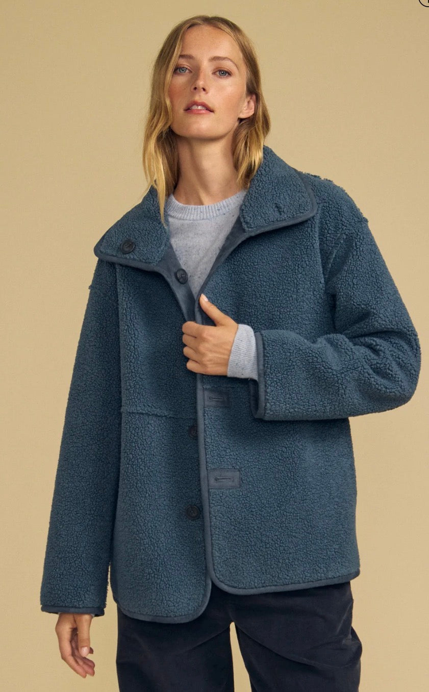 Veshona Reversible Sherpa Jacket
