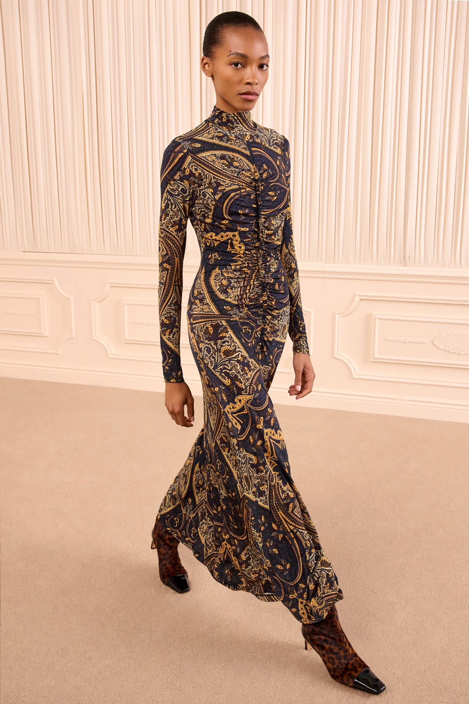 Ul0811 Paisley Turtleneck Dress