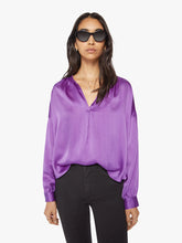 Load image into Gallery viewer, Xix365452 Purple Silk Blouse
