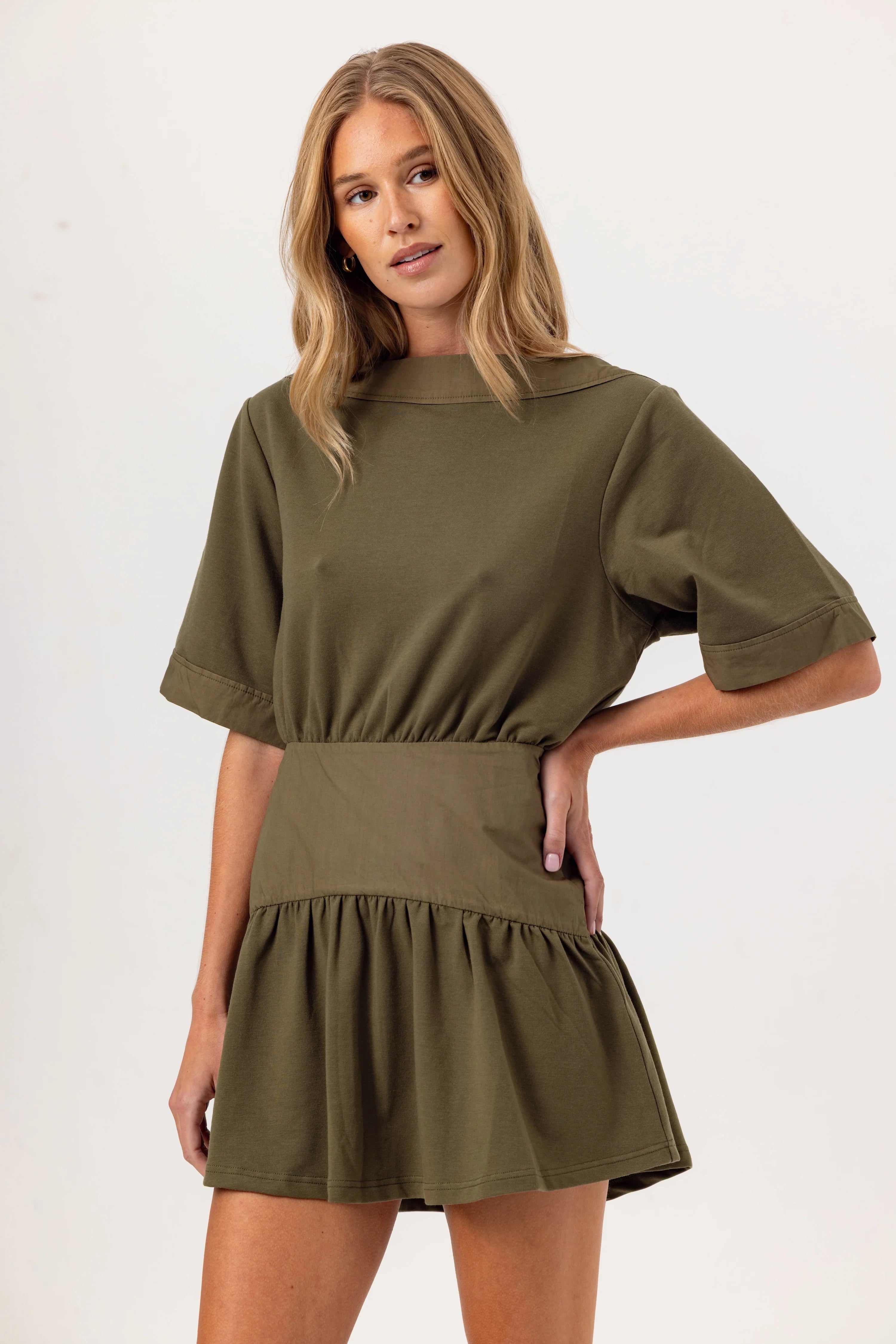 Su031 Olive Cotton Mini Dress