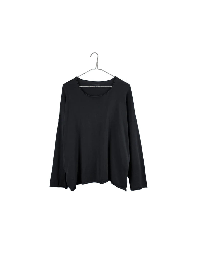 Itk3010 Black Boxy Sweater