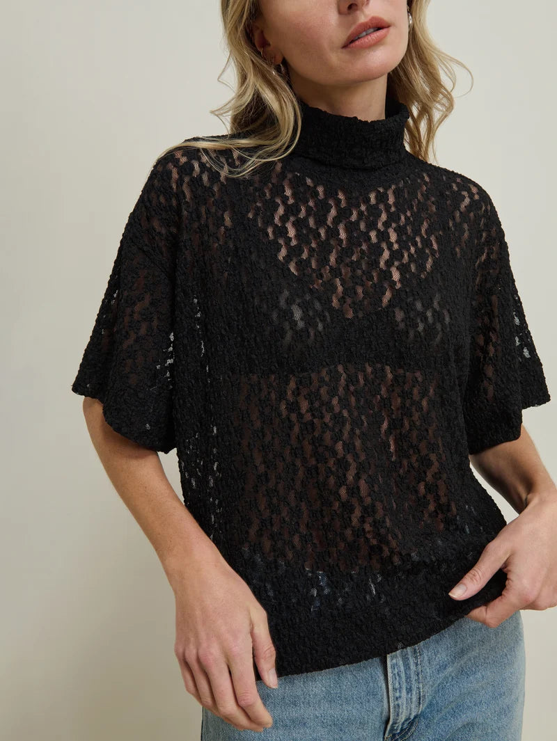 Na2298 Black Lace Turtleneck