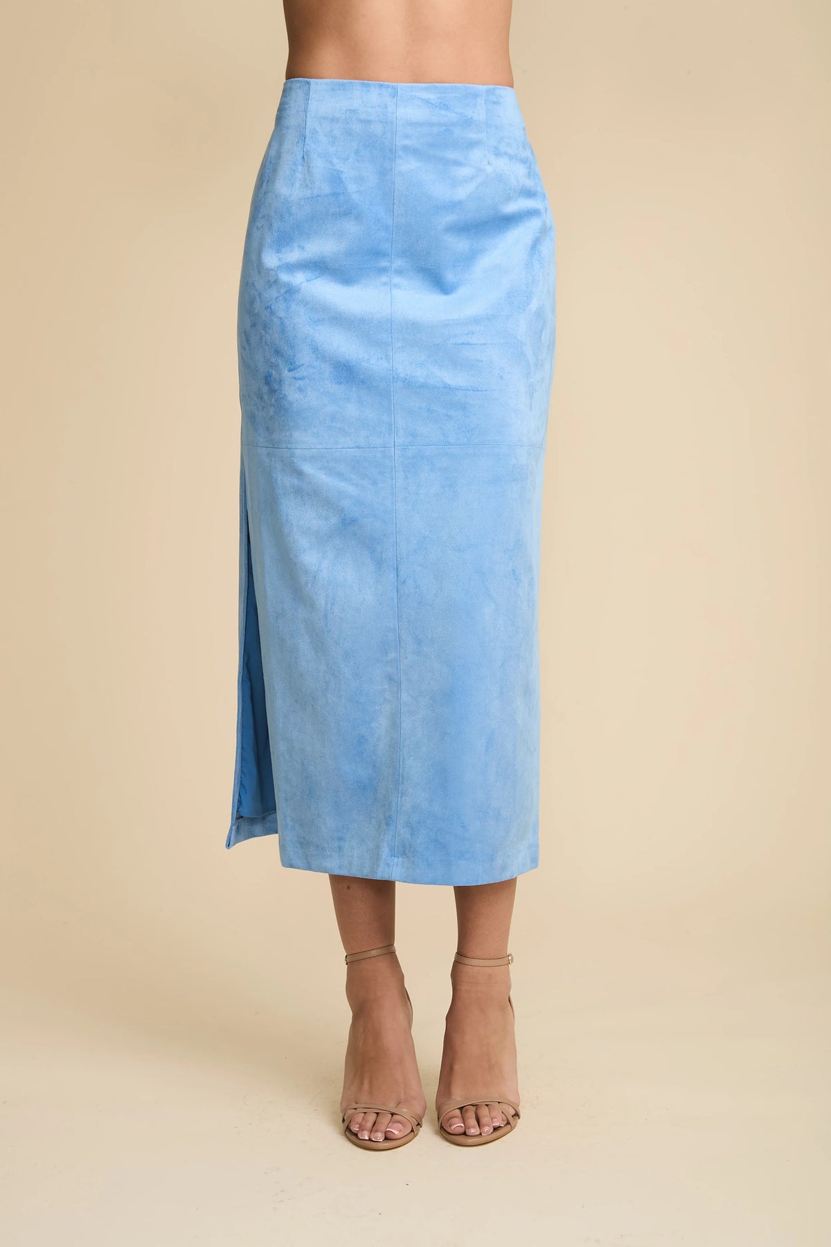 Su157 Blue Suede Midi Skirt