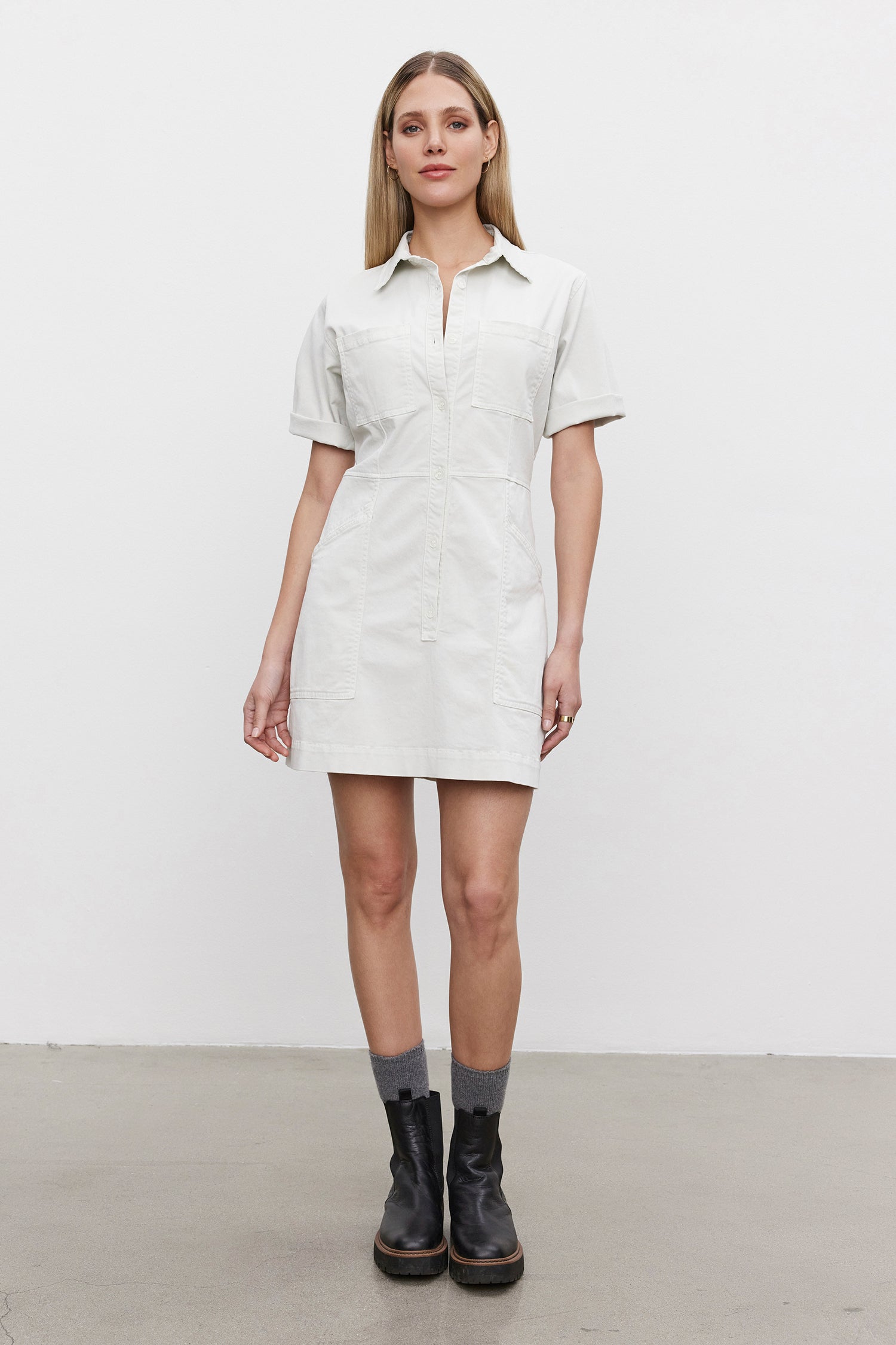 Vecristina Button Up Dress