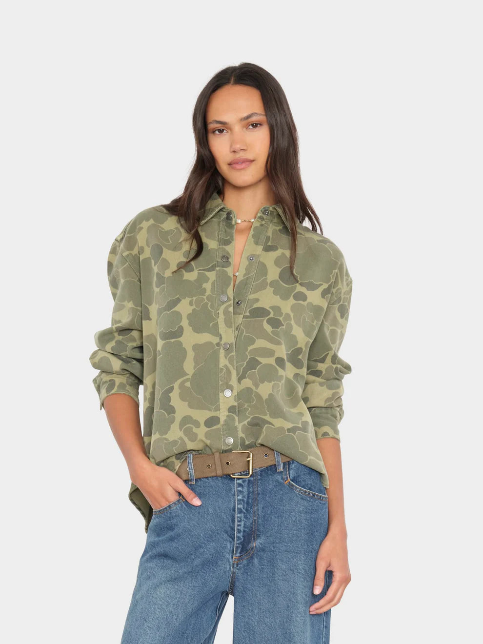 Xixd047 Camo Snap Front Top