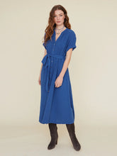 Load image into Gallery viewer, Xix354002 Xirena Port Blue Midi Dress
